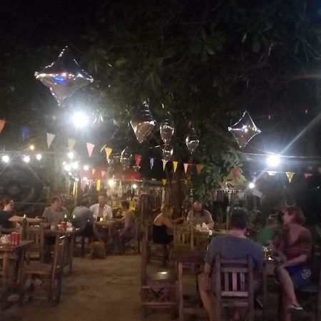 Chalee Tropicana Bungalow Koh Phayam Exteriör bild