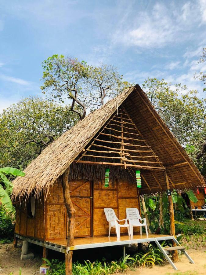 Chalee Tropicana Bungalow Koh Phayam Exteriör bild