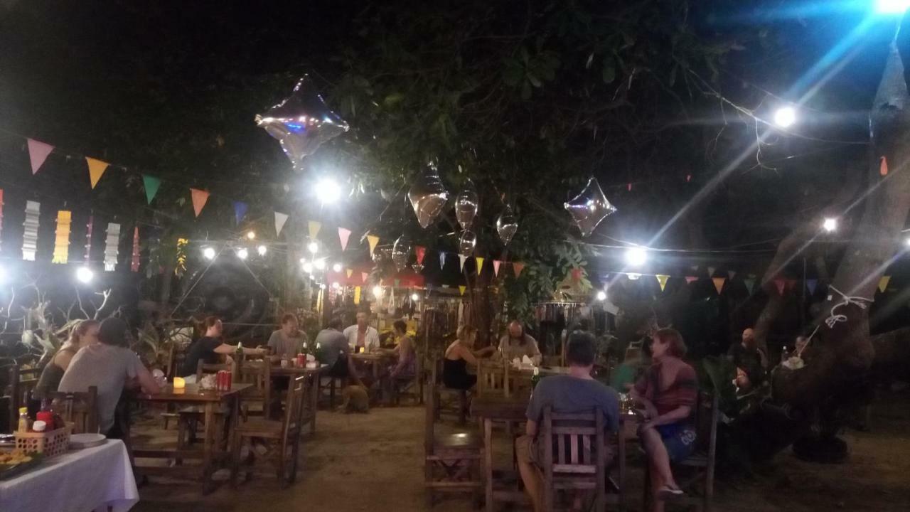 Chalee Tropicana Bungalow Koh Phayam Exteriör bild