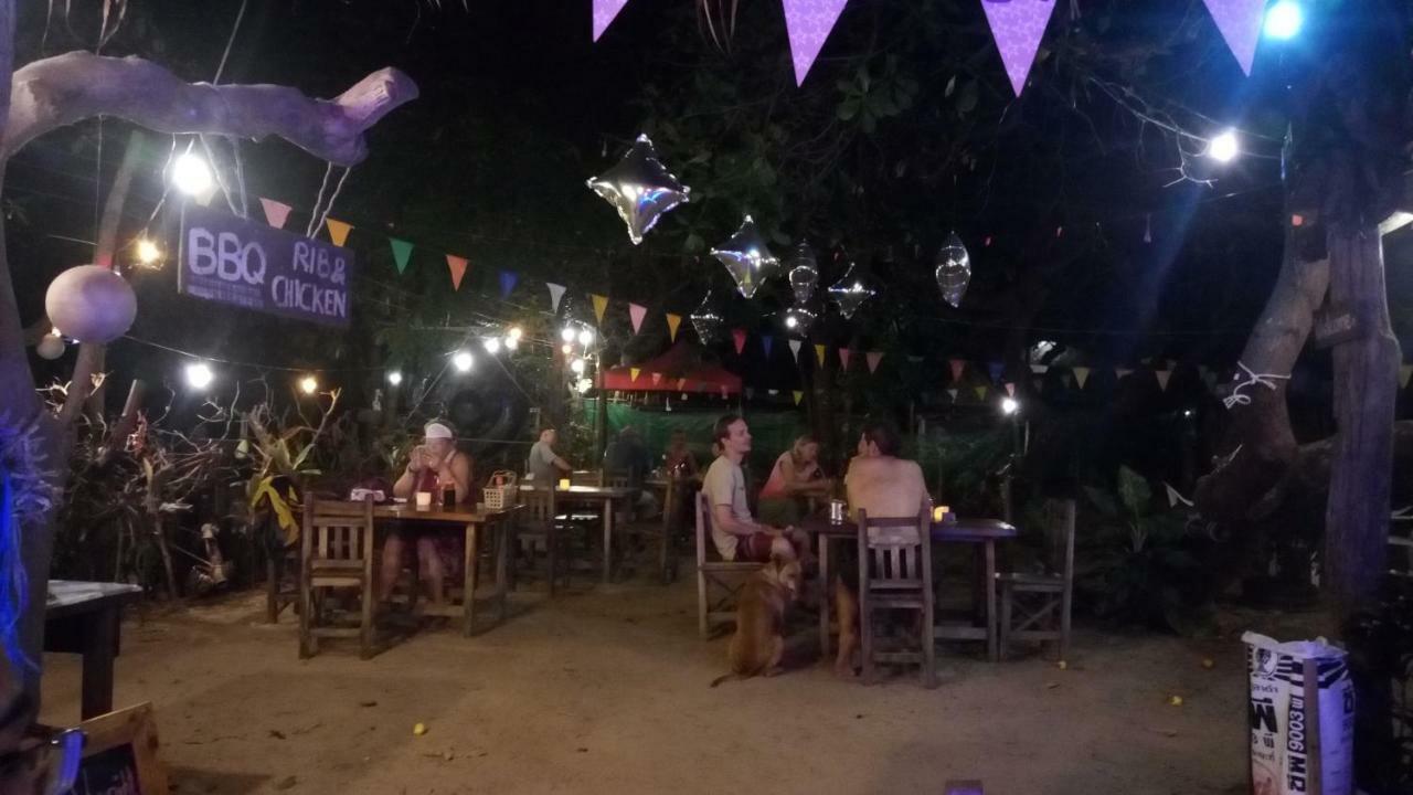Chalee Tropicana Bungalow Koh Phayam Exteriör bild